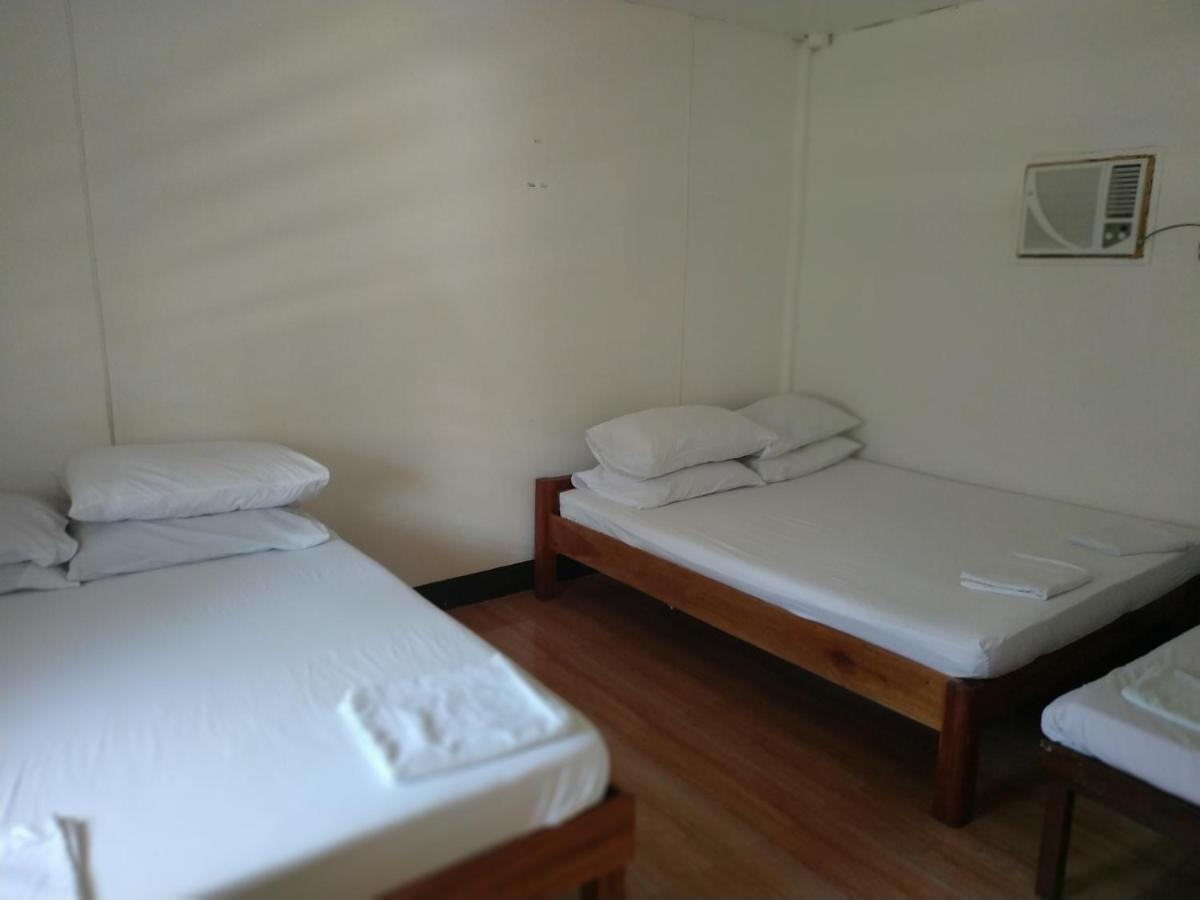 Emoks Guest House Moalboal Kültér fotó